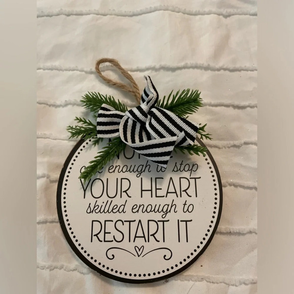 Holiday time Christmas nurses ornament - Picture 3 of 3